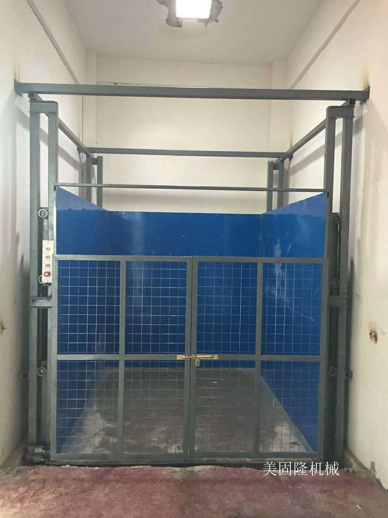 黑河导轨式升降货梯价格